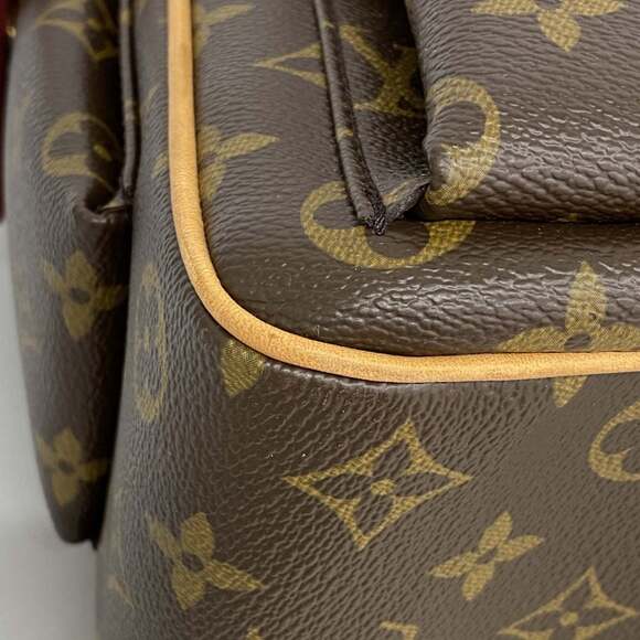 LOUIS VUITTON Brown Monogram Tote Bag - Picture 7 of 9